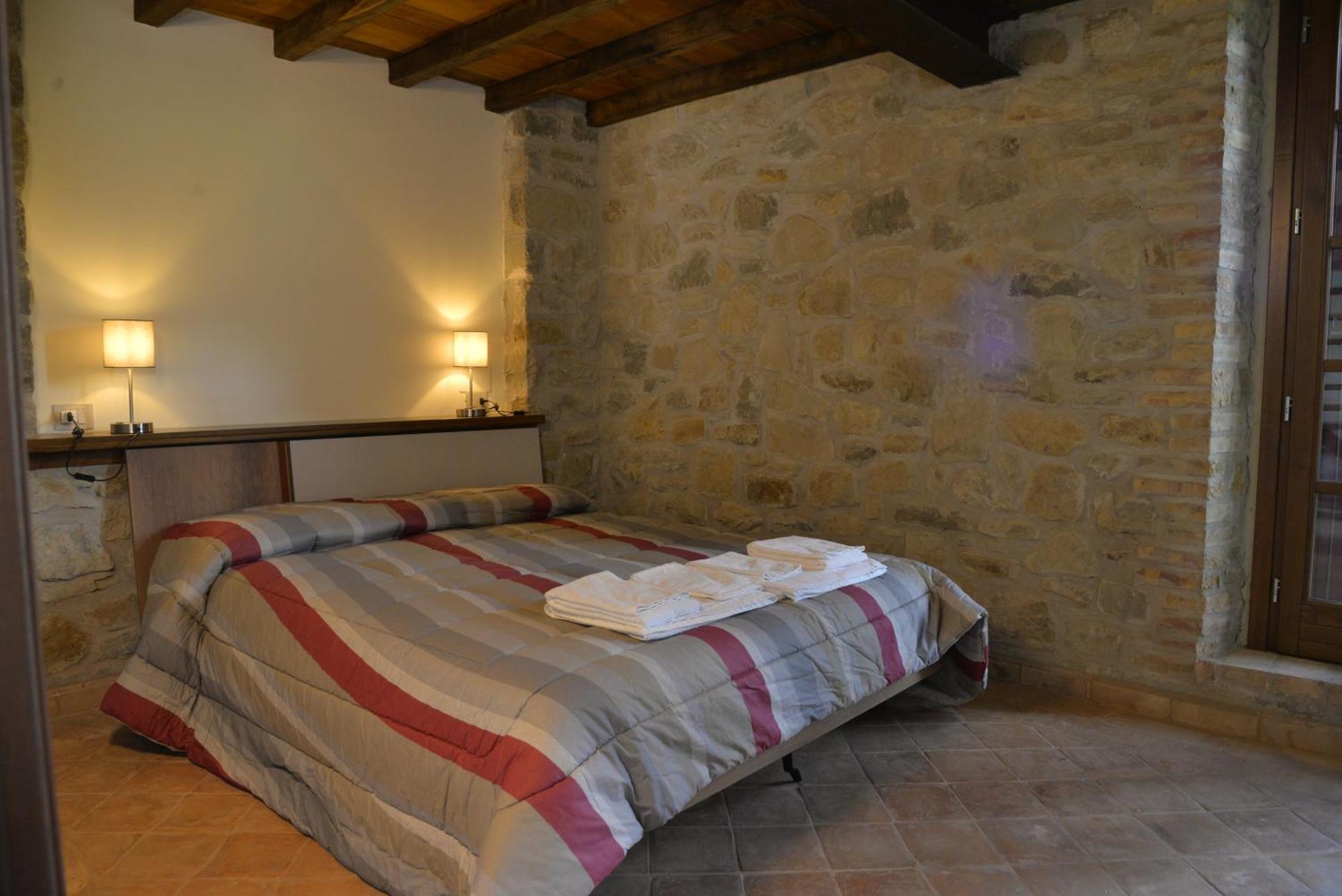 Agriturismo Campo Del Pillo Pietradura Kültér fotó